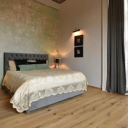 Gorgeous In With Wifi Apartment *